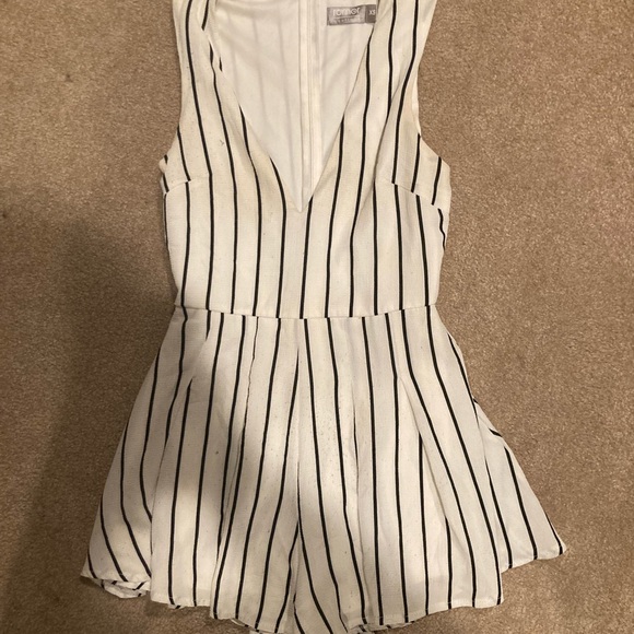 Romper - Picture 2 of 3